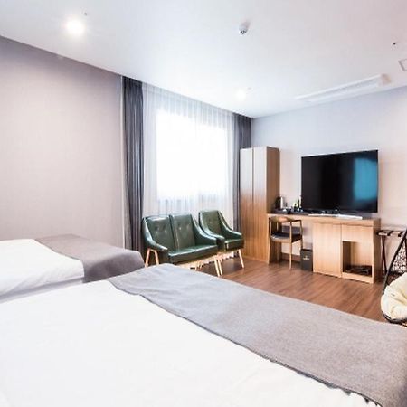 Silla Boutique Hotel Premium Gyeongju Exterior photo