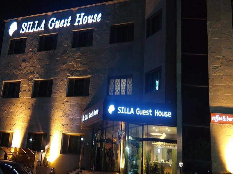 Silla Boutique Hotel Premium Gyeongju Exterior photo