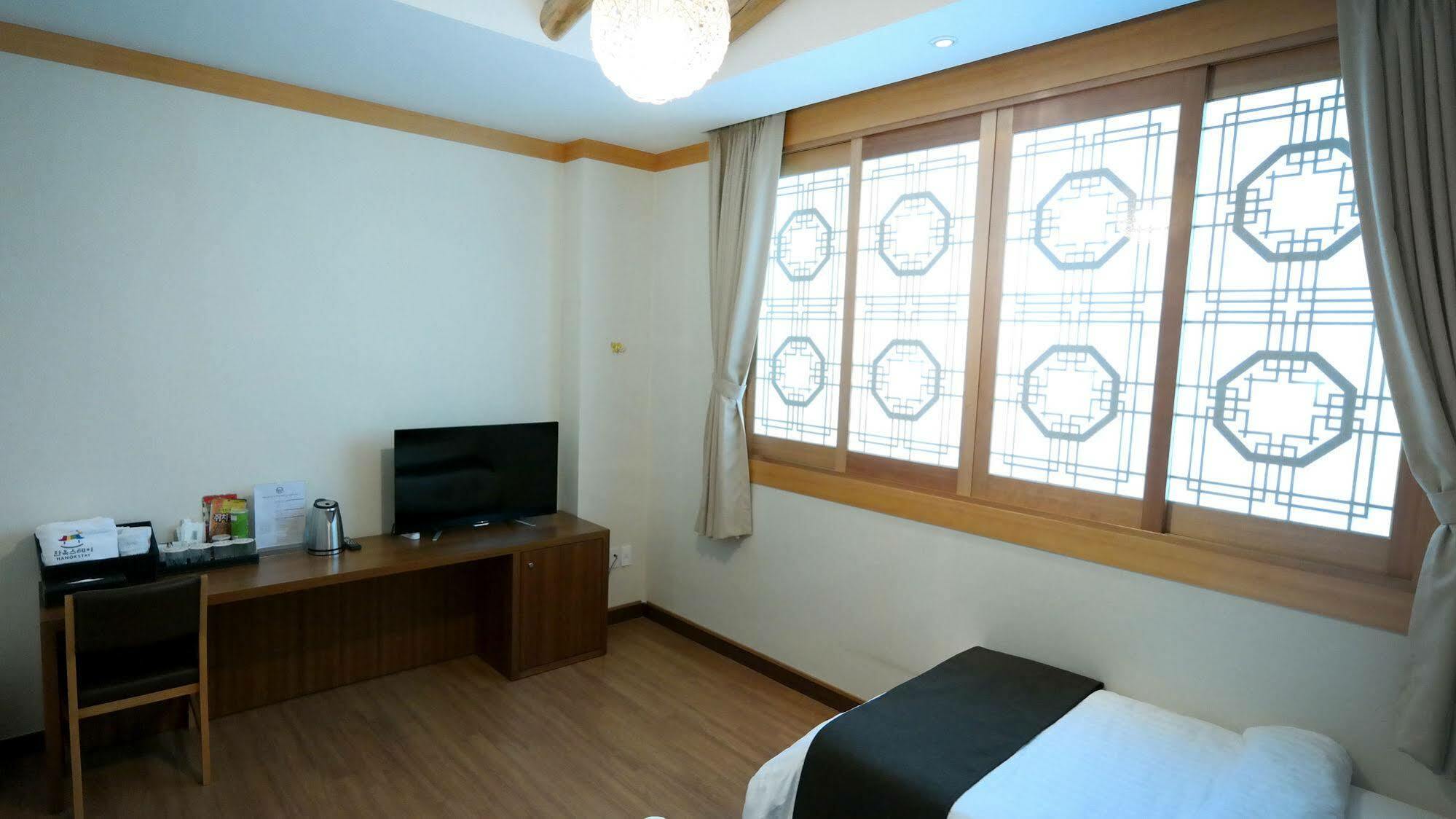 Silla Boutique Hotel Premium Gyeongju Exterior photo