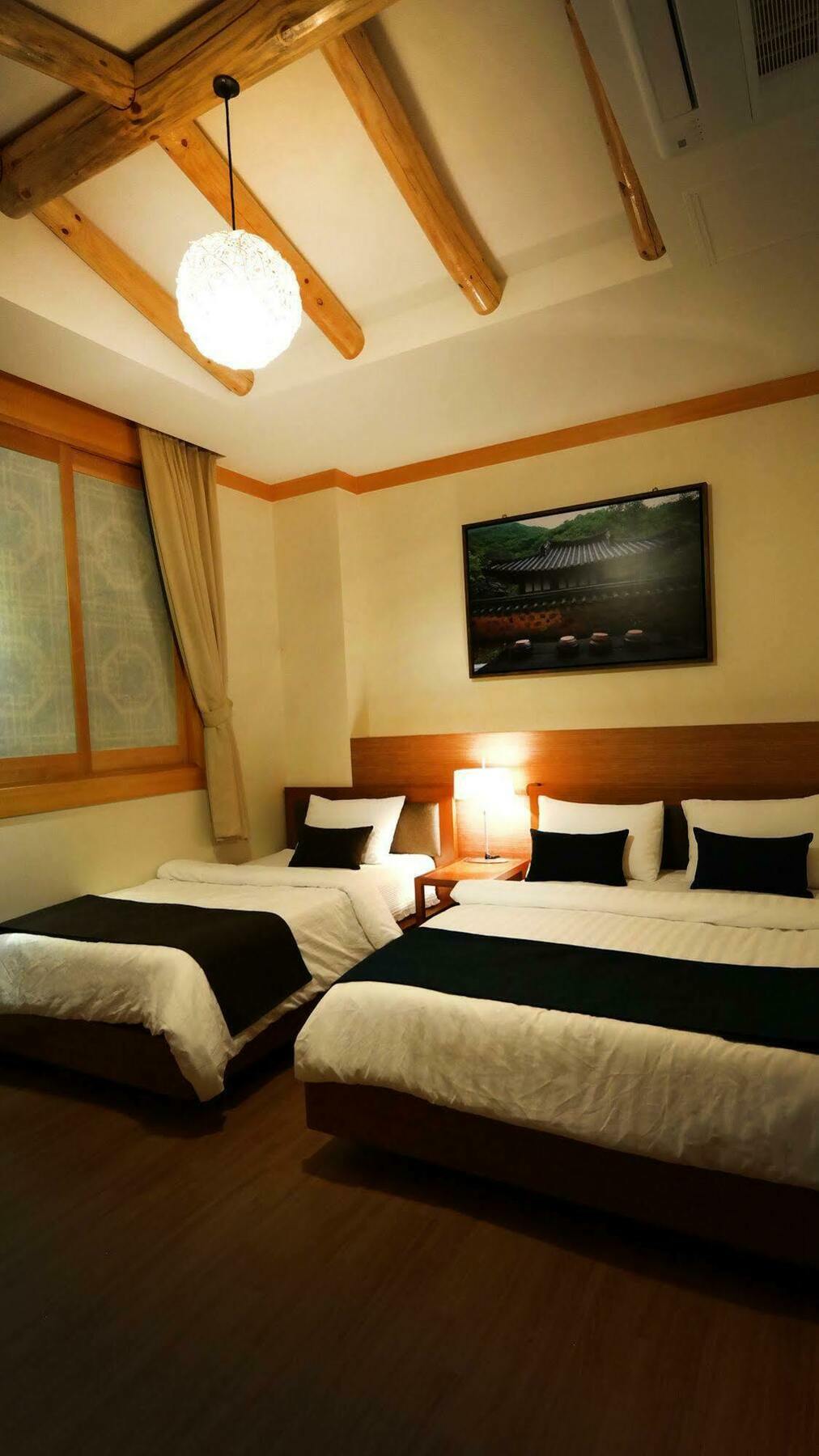 Silla Boutique Hotel Premium Gyeongju Exterior photo