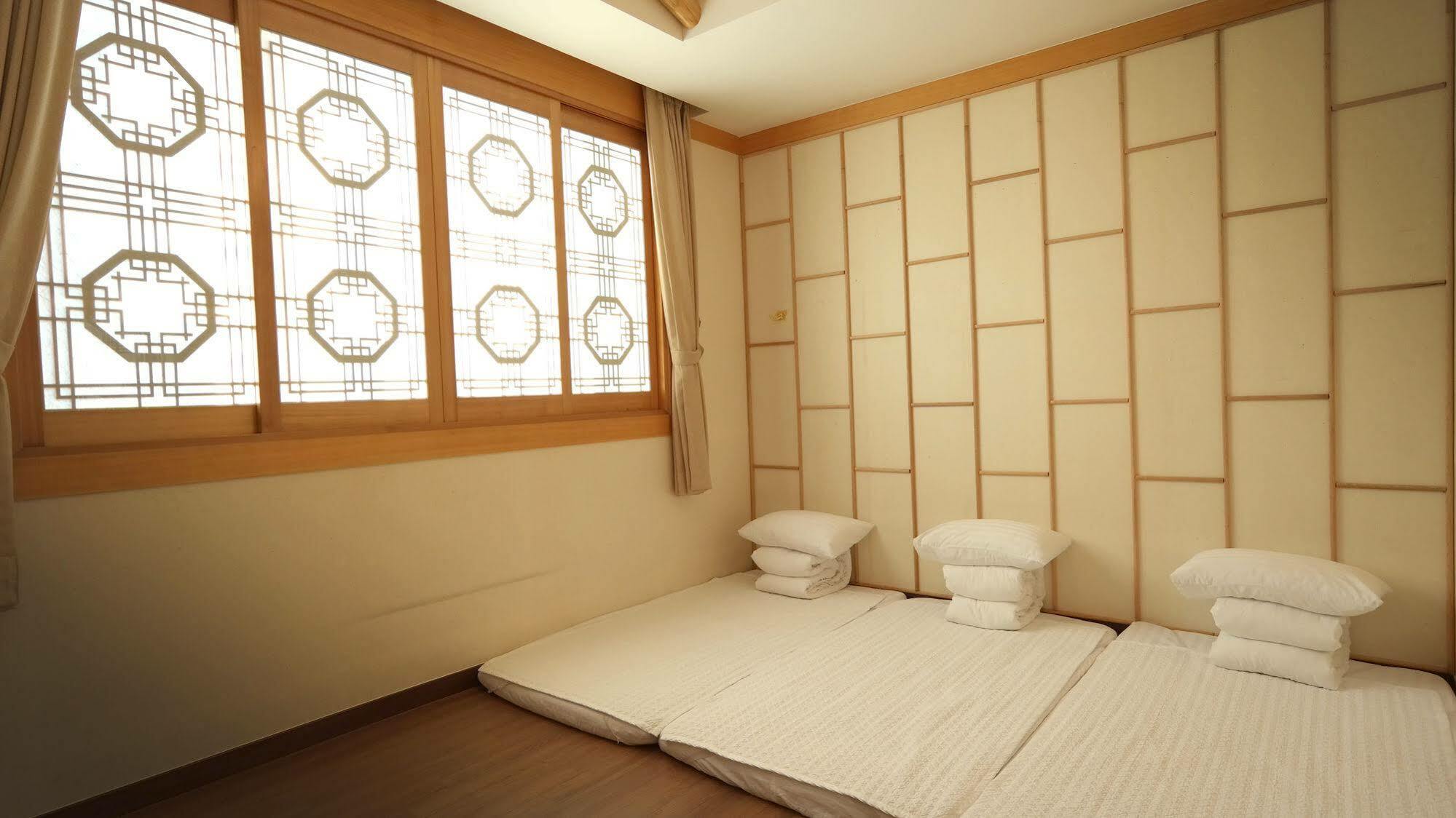 Silla Boutique Hotel Premium Gyeongju Exterior photo